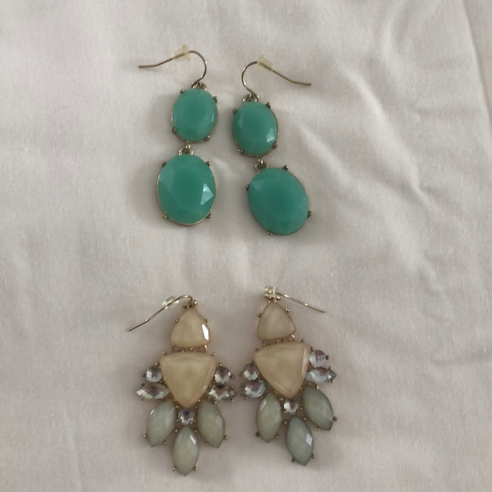Earring bundle - Picture 1 of 4